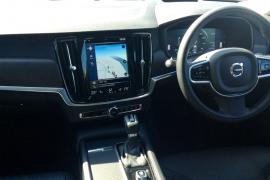 Volvo V90 D4Cross Country SE Lux